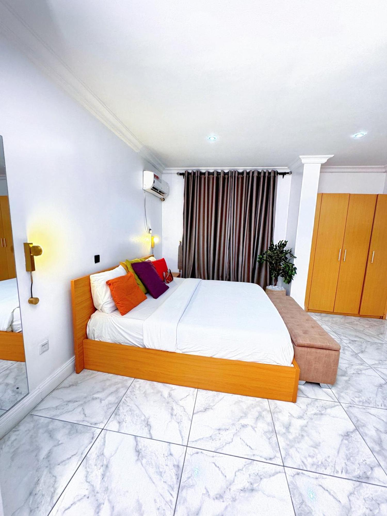 His Dulce Apartments Lagos Luaran gambar